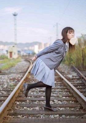 我和我妈妈的朋友