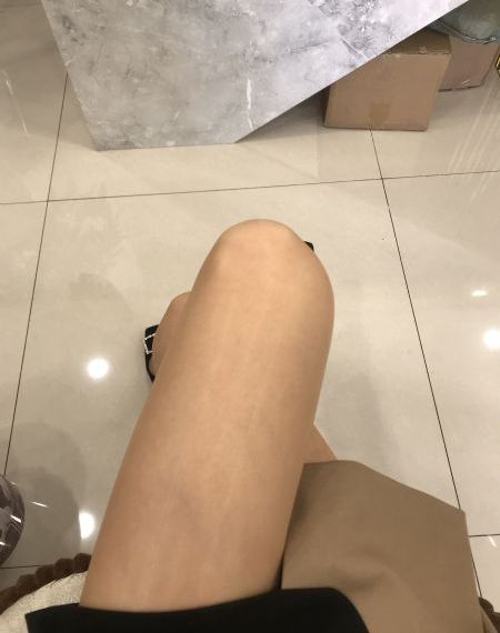 交换工作:漂亮的女性员工