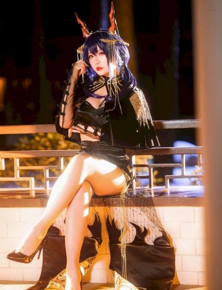 年轻的女教师电影