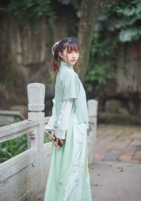 免费超碰在线观看