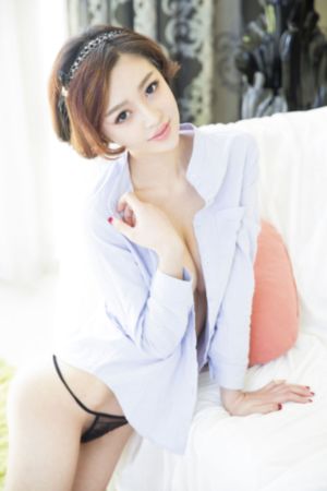 午夜免费视频